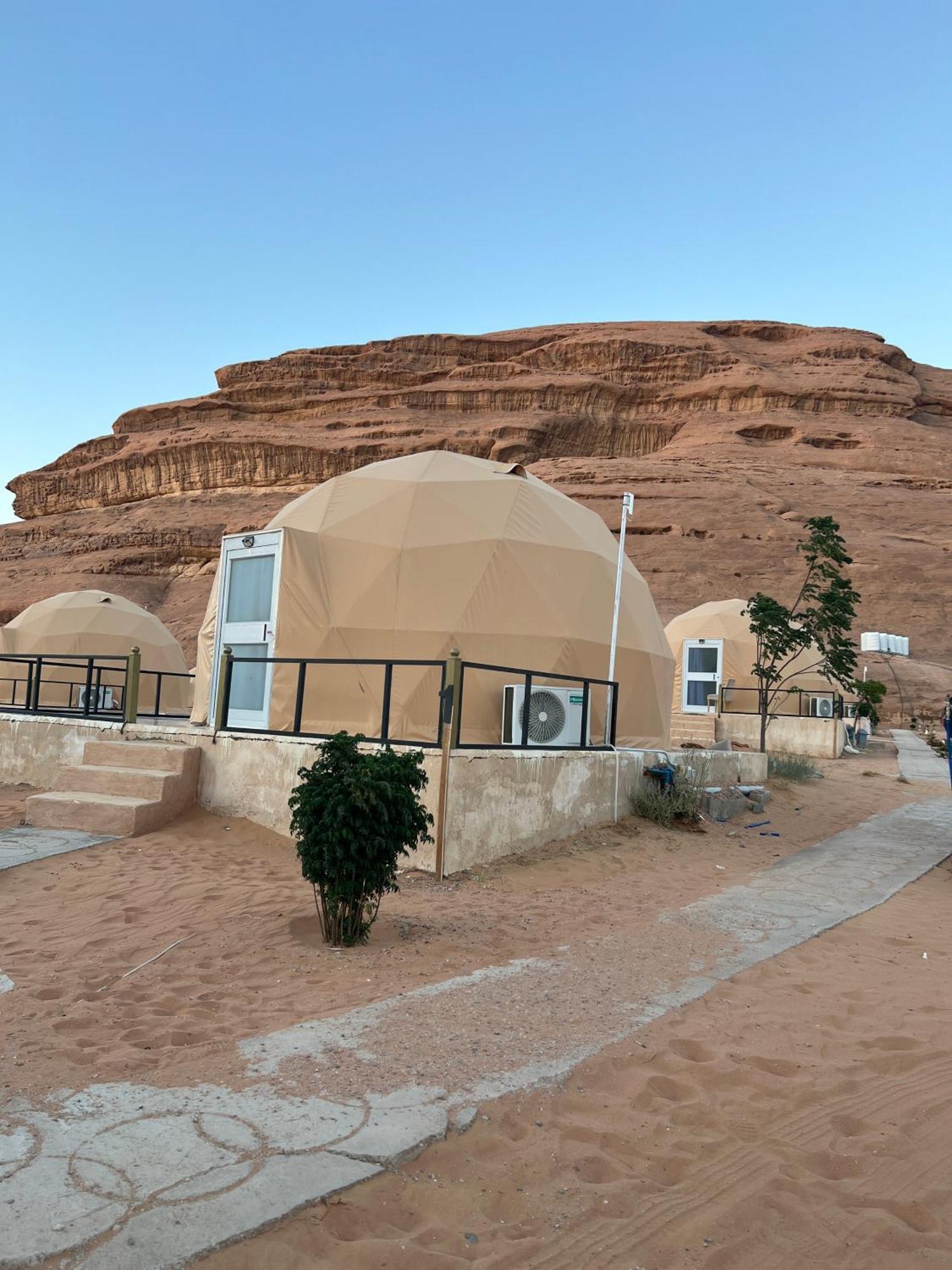 Moon Magic Valley Leilighet Wadi Rum Eksteriør bilde