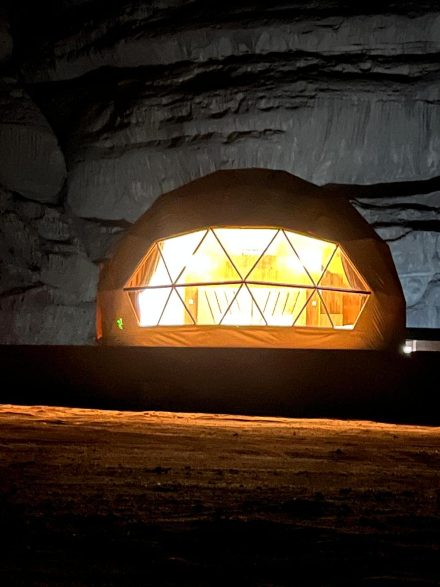 Moon Magic Valley Leilighet Wadi Rum Eksteriør bilde
